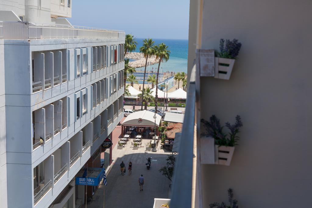 Mama Seaside Apartment Ларнака Экстерьер фото